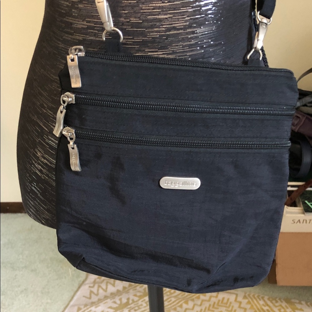 Baggallini Black Nylon Triple-Zip Crossbody Bag